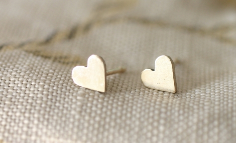 solid gold tiny heart earrings